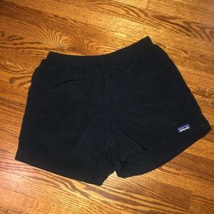 Black Patagonia Baggies 5in